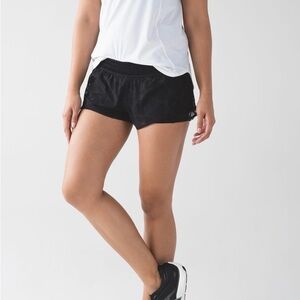 Lululemon City Sky Run By Shorts Black Size 4 2.5” Inseam